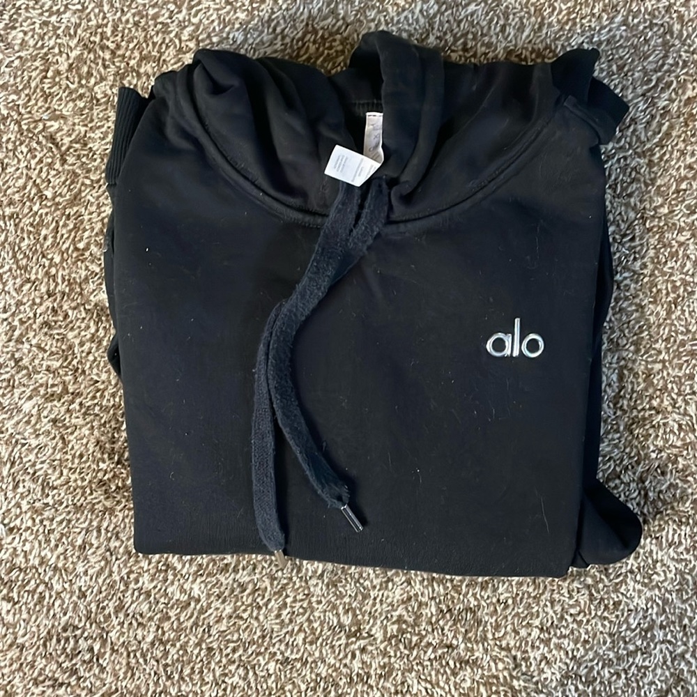 Alo sweatshirt